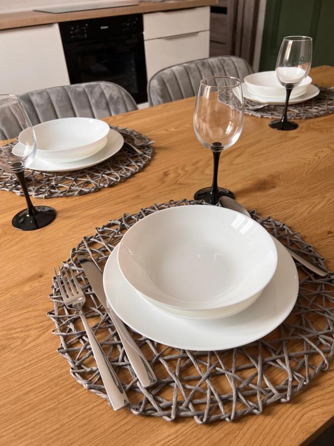 Caris Home Hunedoara Eksteriør bilde