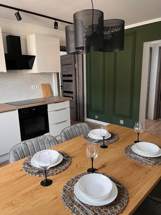 Caris Home Hunedoara Eksteriør bilde