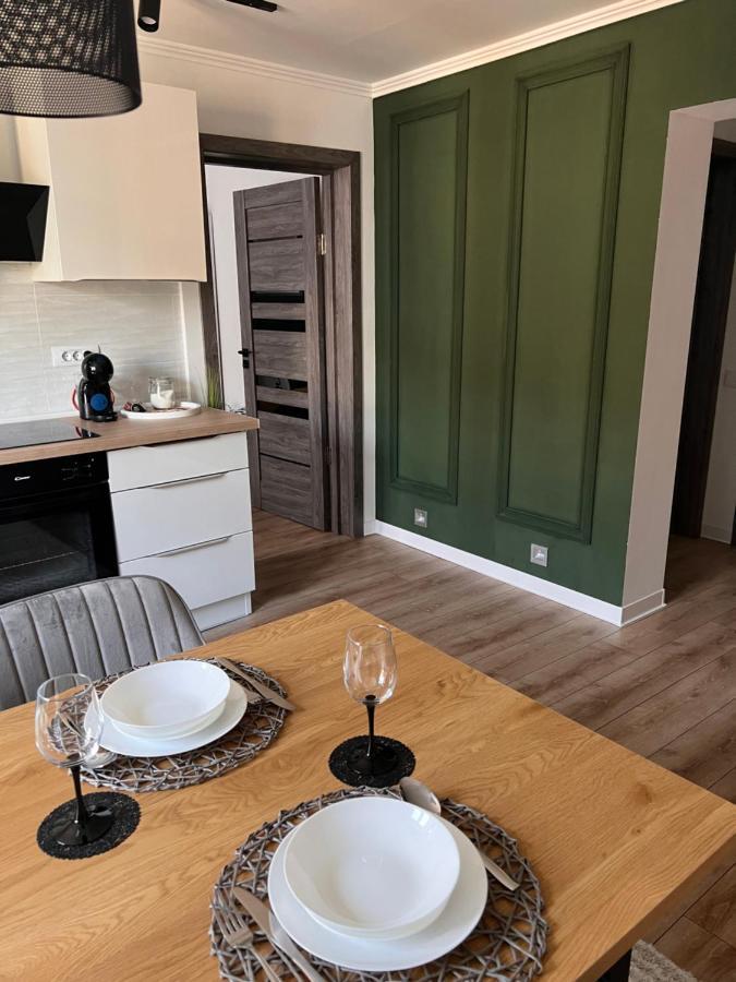 Caris Home Hunedoara Eksteriør bilde